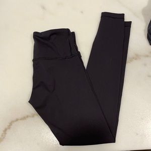 EUC lululemon 28” pants